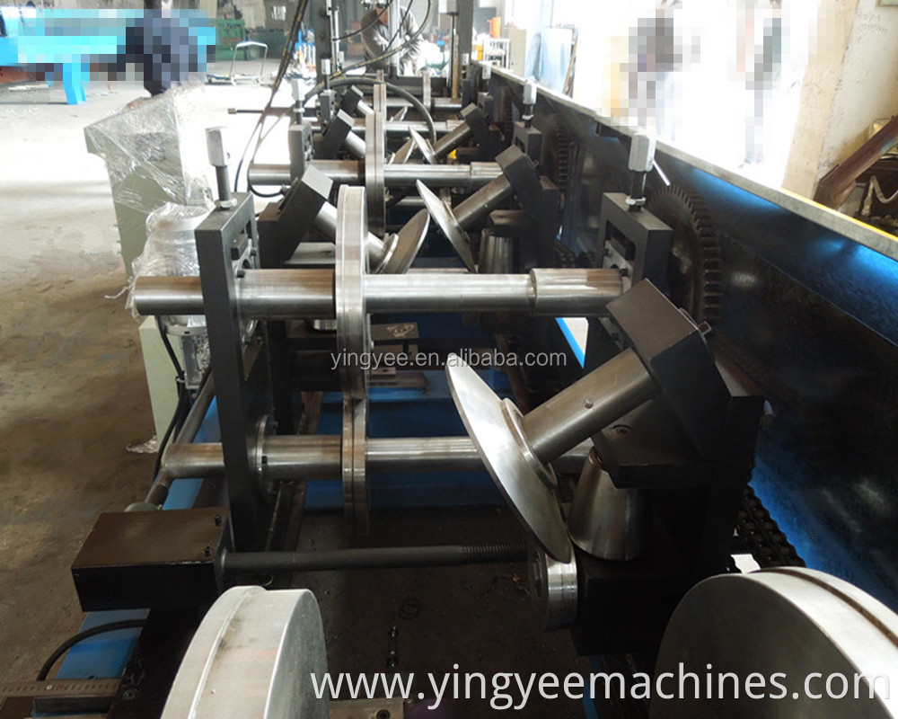 Automatic change size cable tray roller forming machine cable tray c profile machine